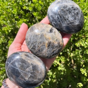 You Choose*Black Moonstone Palmstones, Black Moonstone Crystal, Moonstone Palmstone, Polished Moonstone, Flashy Moonstone