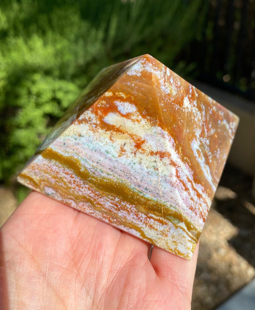 オーシャンジャスパー ピラミッド Rainbow Ocean Jasper Pyramid 255g - Etsy