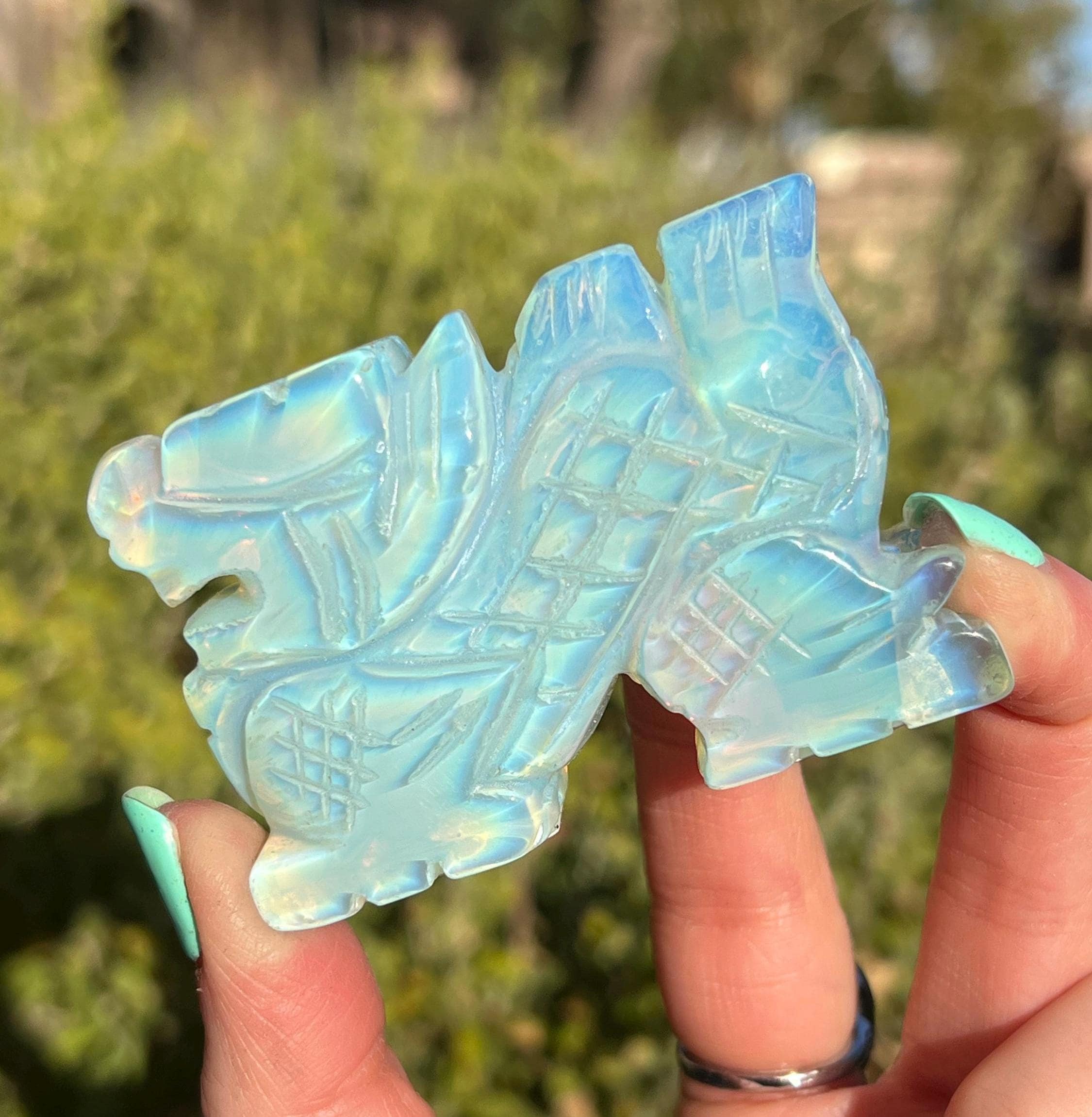 有眞しろページ  Opalite Dragon Opalite Dragon Carving 116g, Opalite Crystal, Dragon Crystal