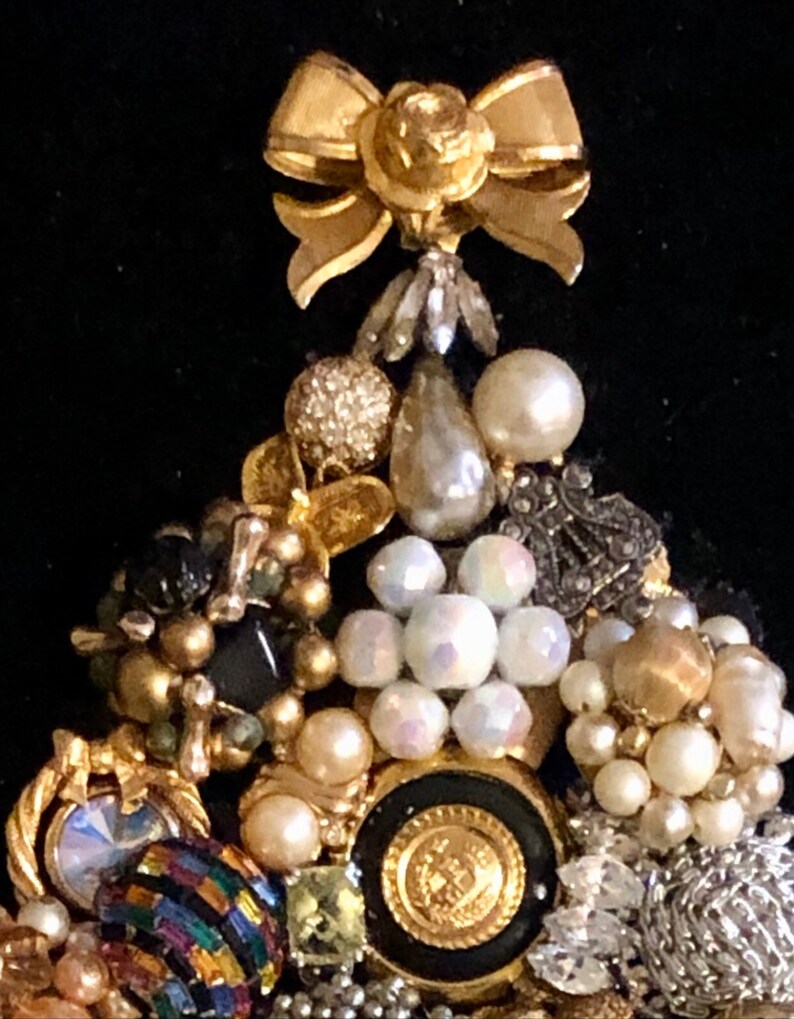 Golden Rose Bow