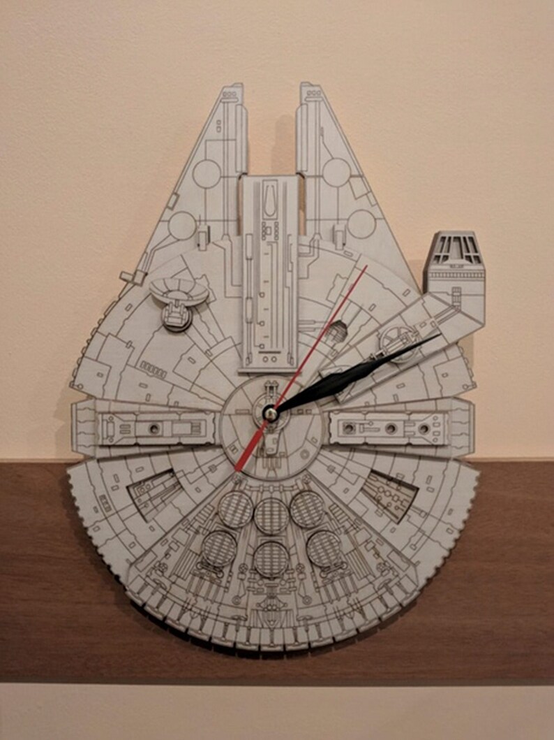 Star Wars Millennium Falcon Model cnc clock on the wall Plan | Etsy