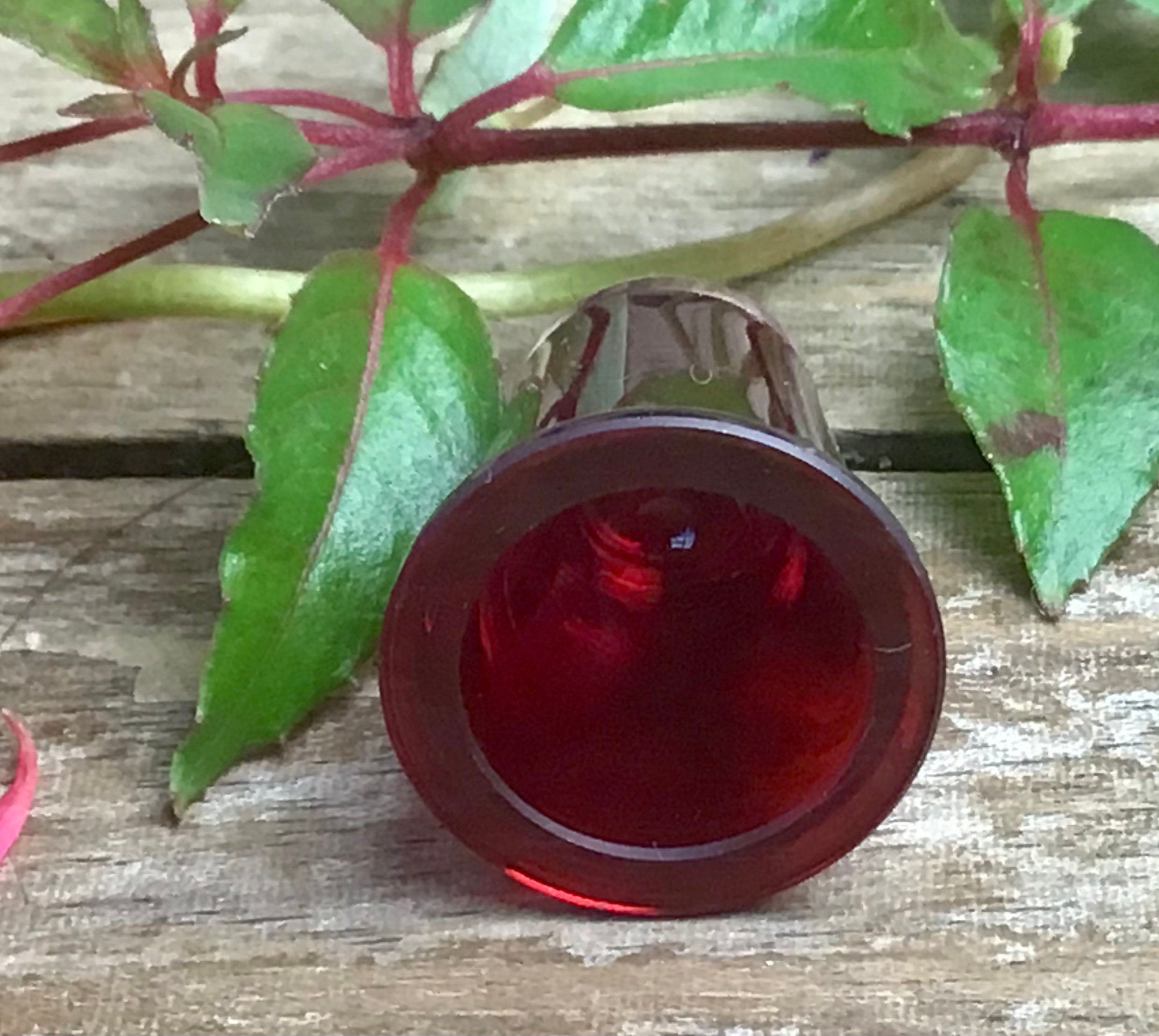 Caithness Glass or Murano Glass Thimble With an Intricate Millefiori