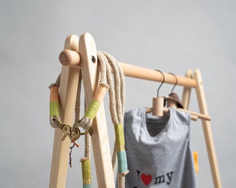 PET clothes rack, 75cm / 30in H, Little Egret