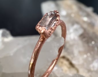 Minimalist Raw Quartz Crystal Ring | Raw Quartz Crystal Stacking Ring | Crystal Point Ring | Gift for Her | April Birthstone Ring
