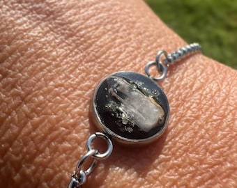 Hypoallergenic Raw Quartz Crystal Bracelet: Adjustable Silver Chain