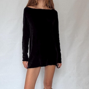 Guess Los Angeles Black Long Sleeve Mini Dress, Sexy Soft Stretch elegant black straight neck pullover, Designer clothing, Size M