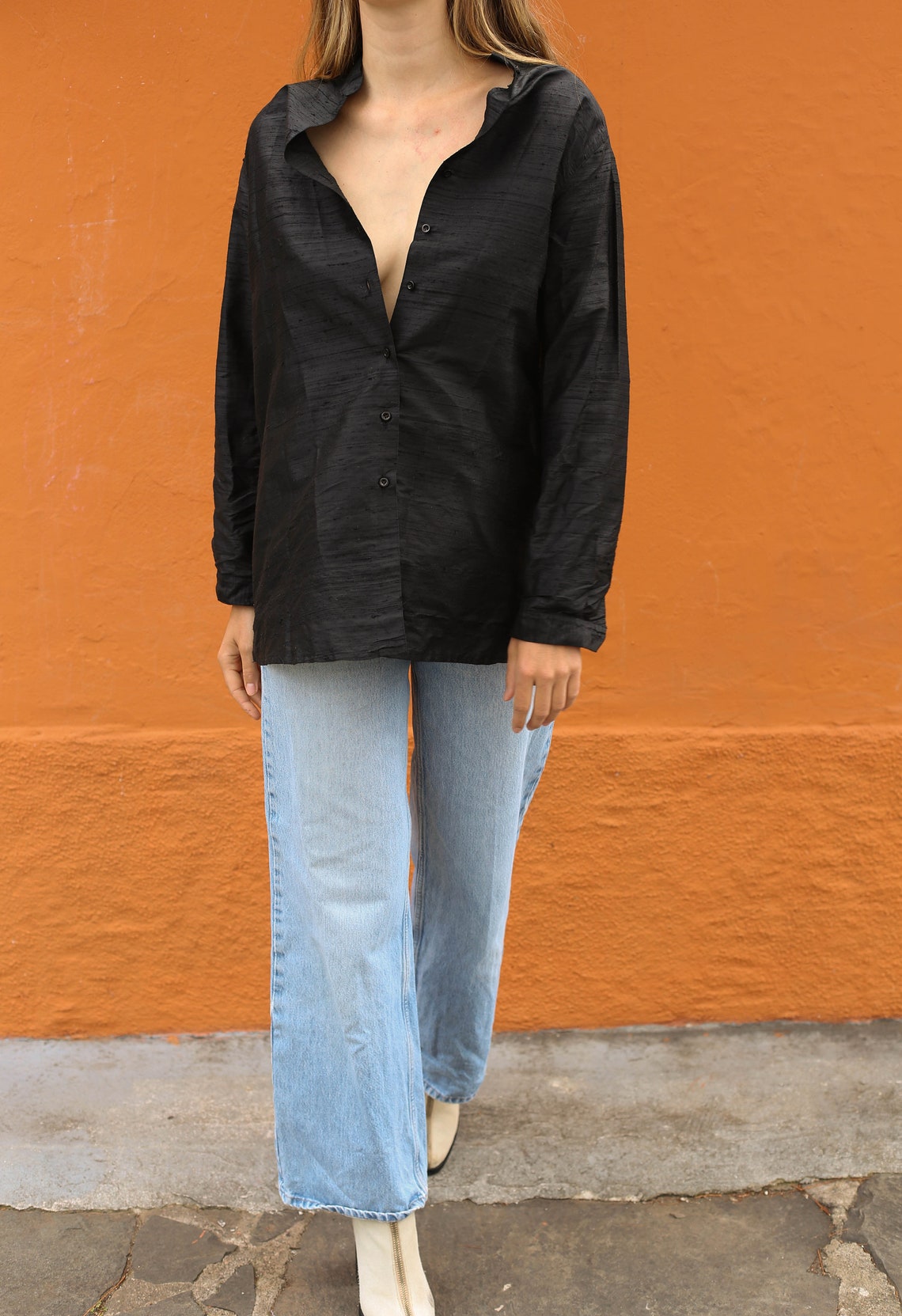 Black Silk Vintage Blouse by Balloon - Oversized Minimalist Shirt, Foto 1 von 5