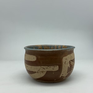Rustic Studio Pottery Matcha Bowl – Hand-Thrown Chawan Tea Bowl with Abstract Brush Design | Japanese Style Wabi Sabi Ceramics