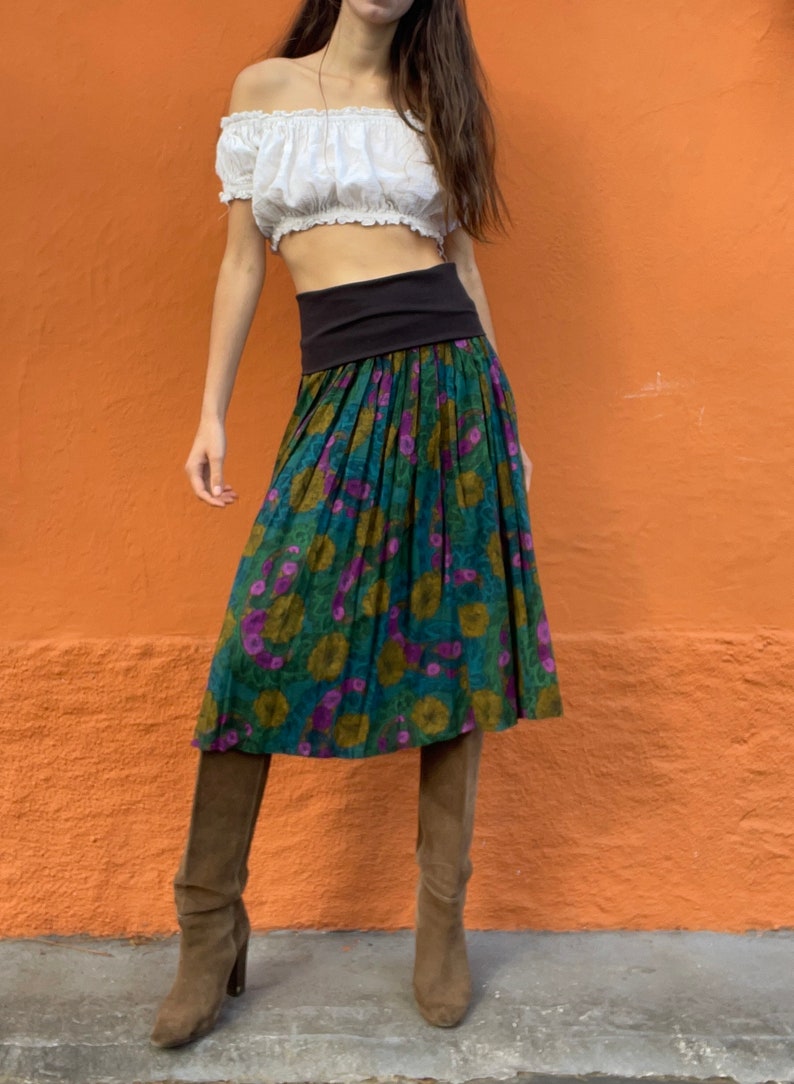 Vintage Multipurpose skirt and dress, Colourful true retro maxi skirt. Green purple elastic skirt with flower print, High waist summer skirt image 3