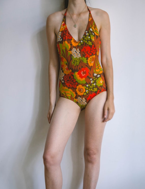 70s bathing suit, vintage body, retro swimwear, lo