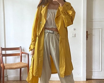 Vintage Mustard Yellow Shiny Trench Coat, Yellow Trench, Unique Vintage Trench with large mother of pearl buttons, Runway jacket, M - L