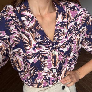 Vintage Hawaiian Shirt, Tropical Print Button Up, Short Sleeve Summer Shirt, Unisex Relaxed Fit, Purple Palm Leaves, Size L