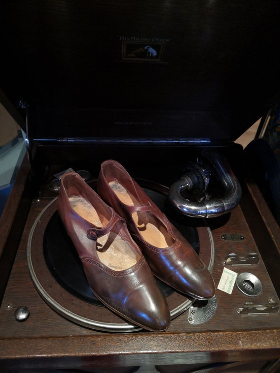 Vintage 1920's Brown Shoes