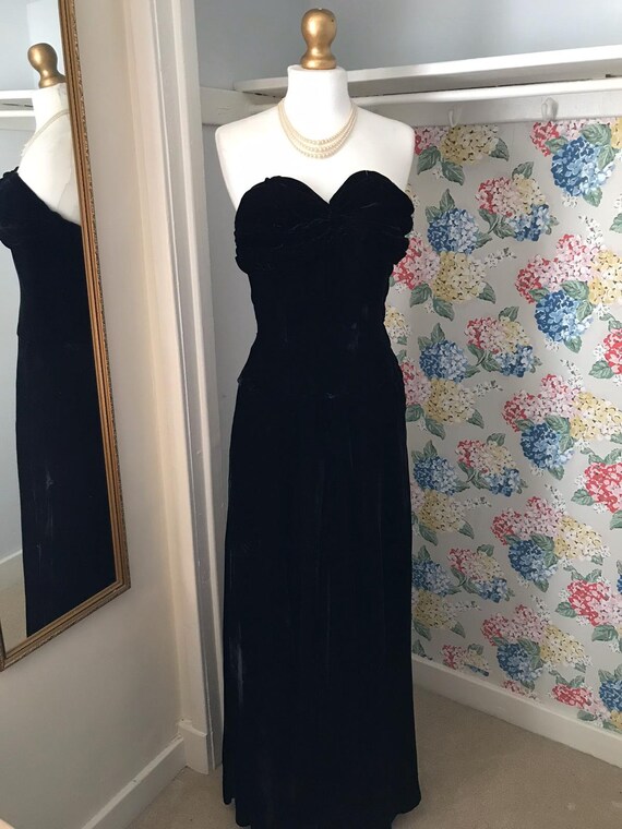 1930's Vintage Black Velvet Evening Gown