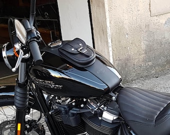 Leather Smart Tank Bag: Harley Davidson Street Bob, Softail Breakout, Softail Standard