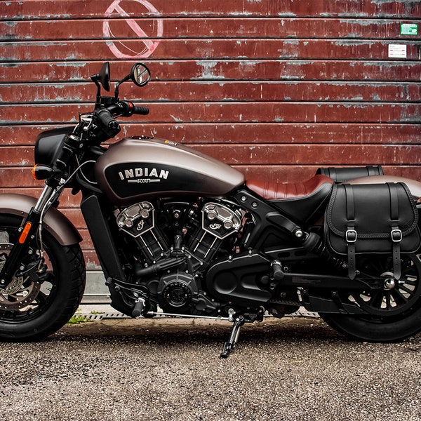 Sacoche en cuir premium pour tous les modèles Indian Scout Bobber 2018-2024 et tous les modèles Indian Scout Rogue 2022-2024 | Fabriqué en Italie