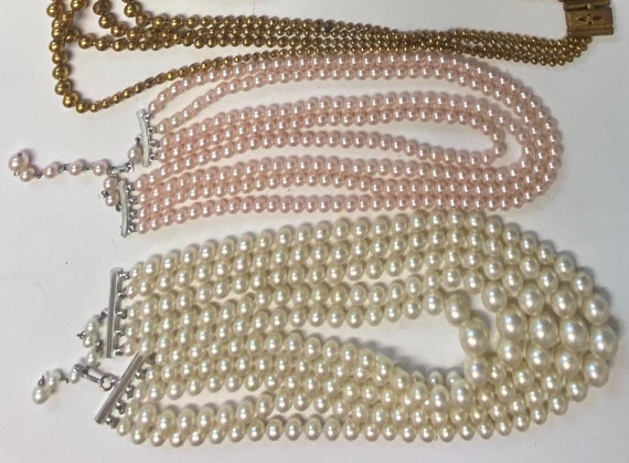 Vintage lot of 7 pearl and metal beaded necklaces - image 5