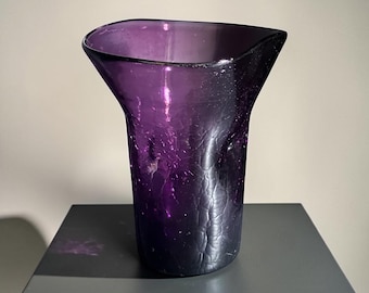 Vintage Blenko Vase aus amethystviolettem Crackle-Glas, Mid-Century Modern, mundgeblasen, 13,3 cm (5,25 Zoll)