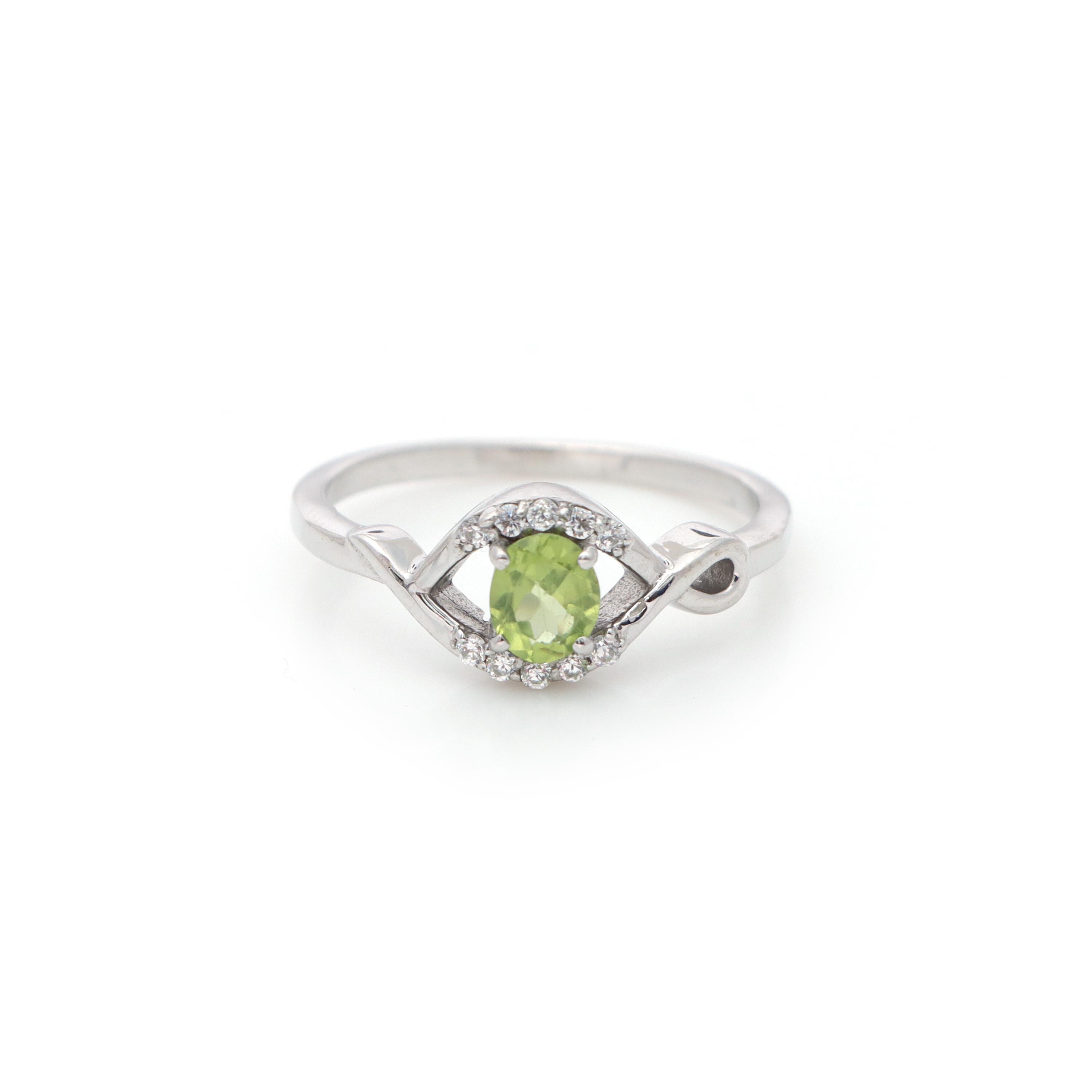 Anello di Olivina (Peridoto) ovale e Argento 925 - Anelli Olivina - Gioielli Olivina - Olivina