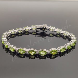 Peridot Tennis Bracelet-925 Solid Silver Bracelet-August Birthstone Bracelet-Oval Peridot Bracelet-Peridot Jewelry-Gemstone Bracelet for Her