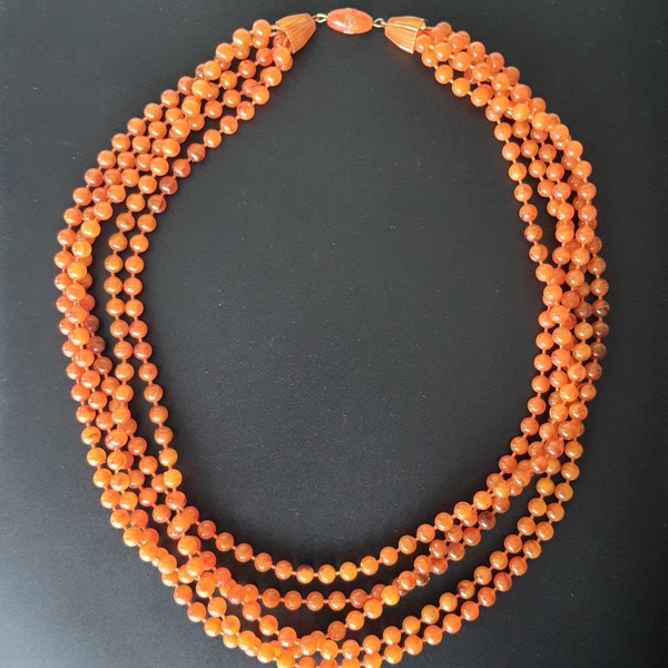 Collier vintage multi rangs de perles imitation de l'ambre