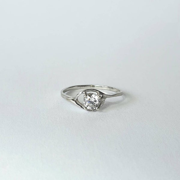 Bague vintage solitaire en argent T 56