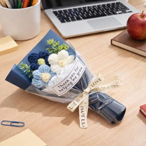 Present för uppskattning av lärare, virkad blombukett, present till mors dag från barn, tackpresent till lärare, present till förskollärare