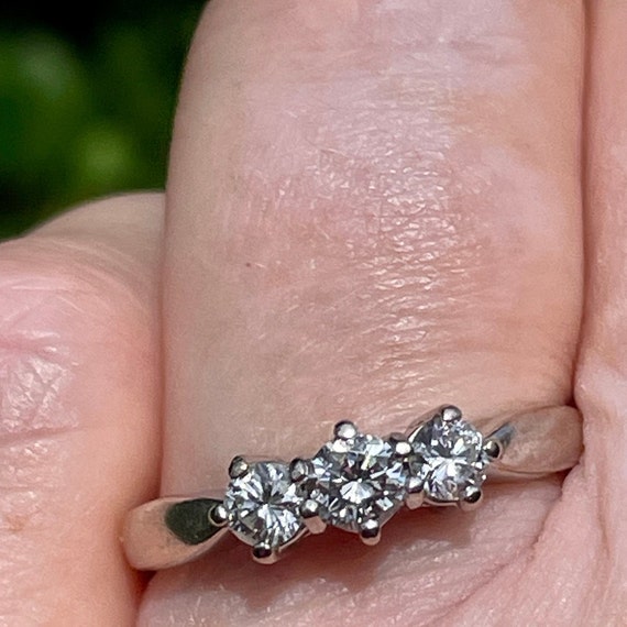 Vintage trilogy engagement ring deals