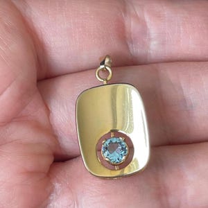 Vintage 9ct Pendant with Blue Paste Stone (2.5g)