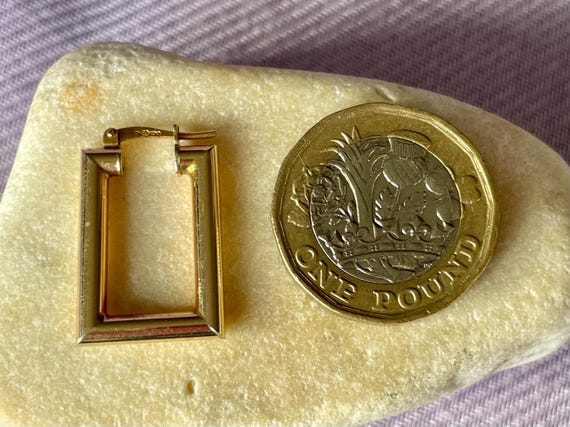 Vintage 9ct Solid Gold Rectangular Sleeper Earrin… - image 8
