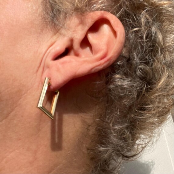 Vintage 9ct Solid Gold Rectangular Sleeper Earrin… - image 4