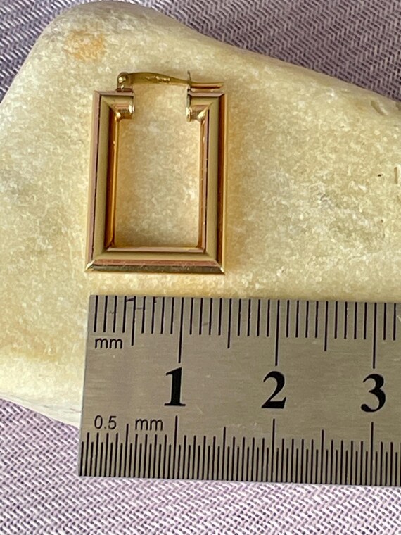 Vintage 9ct Solid Gold Rectangular Sleeper Earrin… - image 10