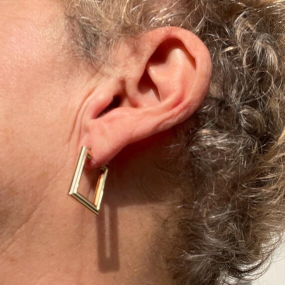 Vintage 9ct Solid Gold Rectangular Sleeper Earrin… - image 2