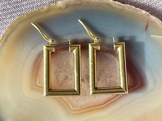 Vintage 9ct Solid Gold Rectangular Sleeper Earrin… - image 7