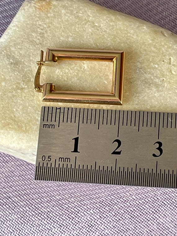 Vintage 9ct Solid Gold Rectangular Sleeper Earrin… - image 11