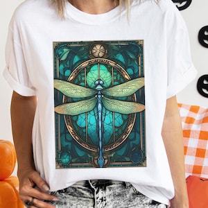 Gebrandschilderd glas Dragonfly Tarot Card TShirt, Witchy Cottagecore, Goblincore, Tarot Lover T Shirt, prachtige mystieke gotische Comfort kleuren Tee