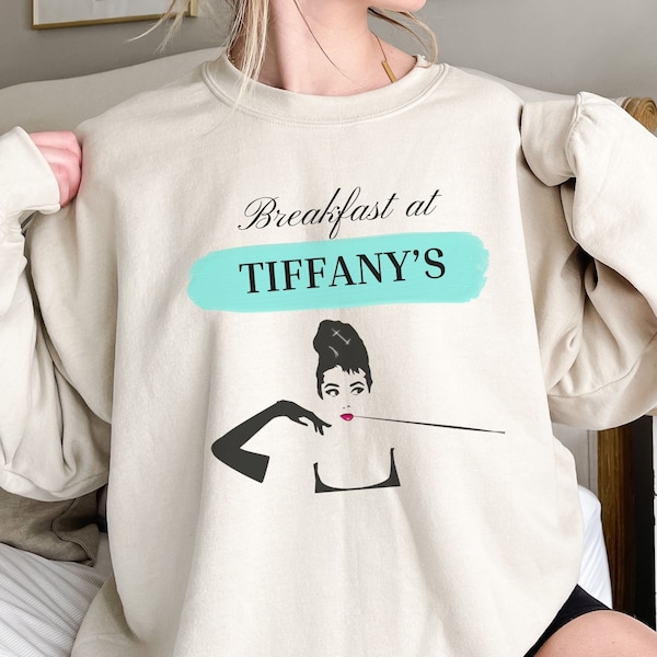 Sweatshirt Breakfast at Tiffany, classique Audrey Crew, pull brunching week-end pour filles, chemise pour femme, cadeau de fan Truman Capote