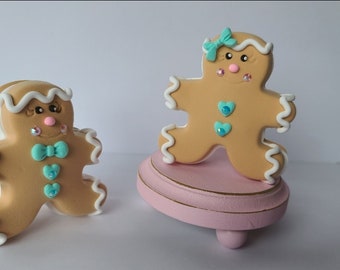Fake Gingerbread Cookies: Valentine's Tiered Tray Decor