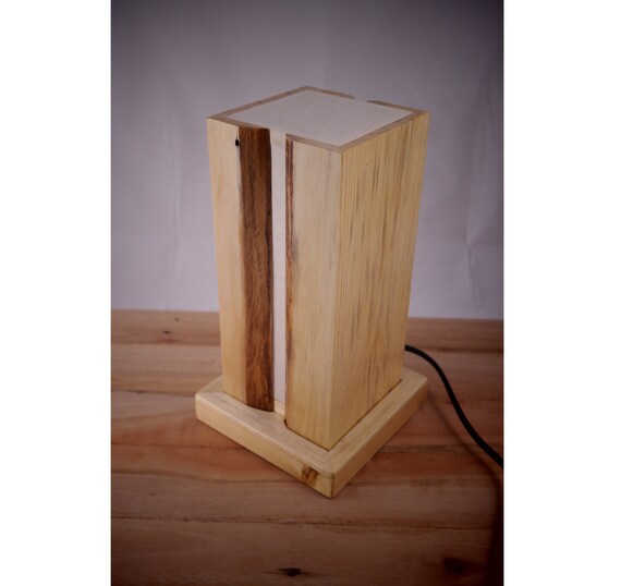 Live edge lamp outlet