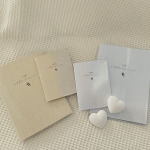 U-Heft und Impfpass Hülle schlicht, Graspapier, weißes Papier, U-Heft Hülle personalisiert, kleine Biene