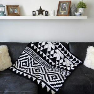 The Tribal Rose Blanket crochet pattern image 1