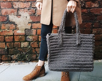 The Zpagetti Tote Bag - crochet pattern