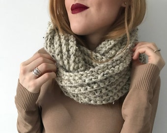 The Cinnamon Roll Scarf - crochet pattern