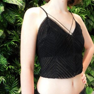 The Little Black Top crochet pattern image 3