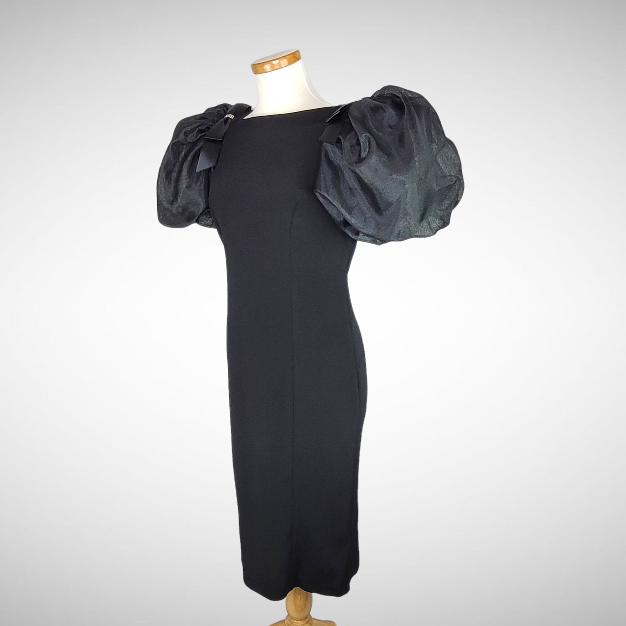 80s/90s JESSICA HOWARD Black Crepe Cocktail Dress