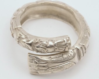 Sterling Totem Bypass Spoon Ring, Size 6, Wallace Silversmith, Raven, Frogs