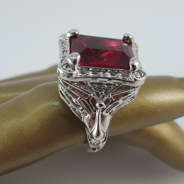 Chunky Peacock Cocktail Ring with Red Stone, Formal Dinner, Christmas, Statement Ring