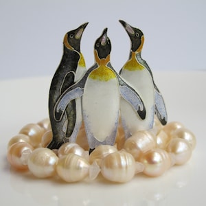 Sterling Penguin Trio Pin Brooch, Enamel Animal Pin, Christmas Jewelry, Three Friends, Best Friends, Arctic Animal