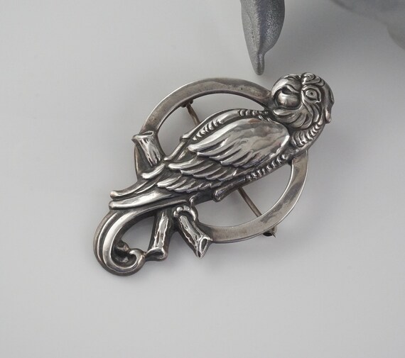 Art Deco Sterling Parrot in a Ring Brooch, Pet Pa… - image 4