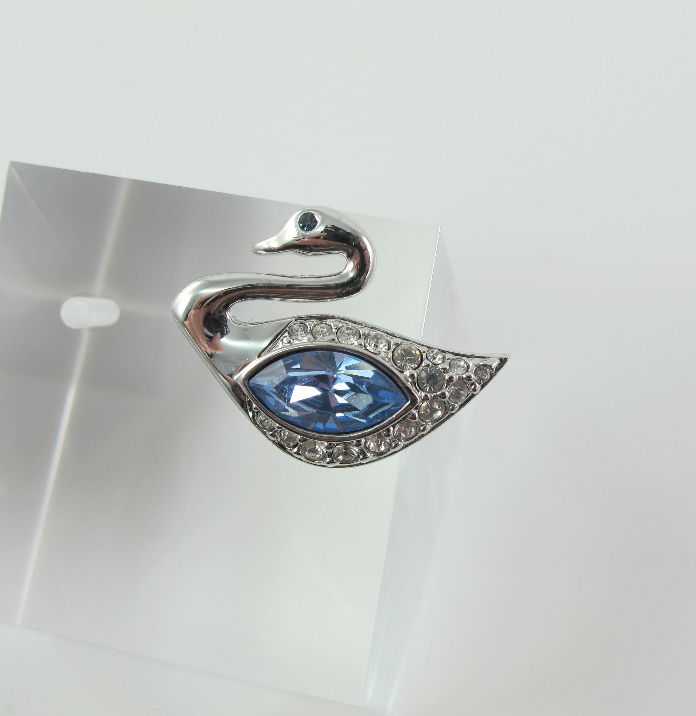 Swarovski “Love Swans”スワロフスキー スワンのカップル スワロフスキー Swarovski 『Love Swans』 1143414 Swarovski